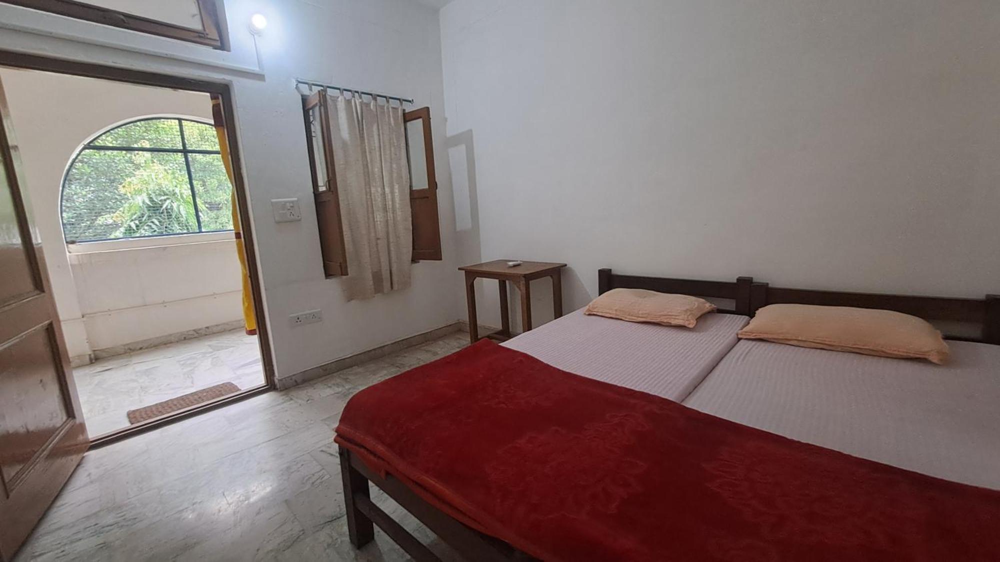 Swami Samarpan Ashram Bed & Breakfast Rishīkesh Екстериор снимка